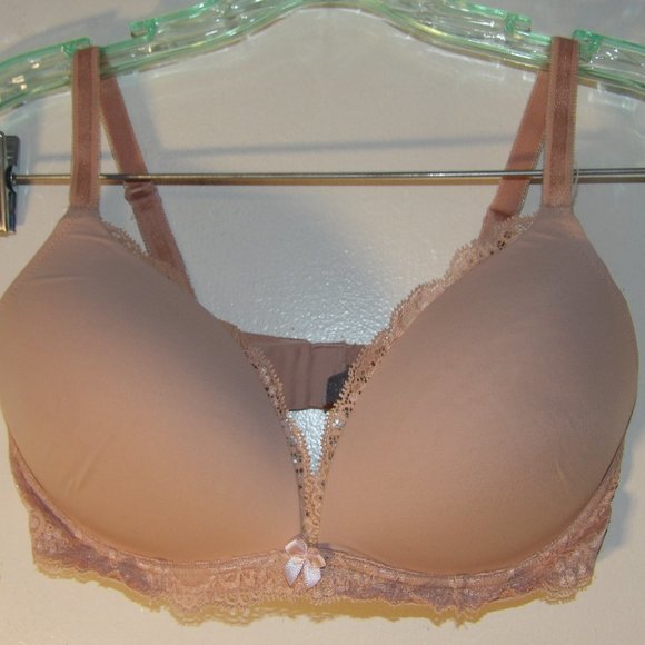 Victoria's Secret Lacy Padded Push Up Bra Sz 34D - Picture 1 of 4
